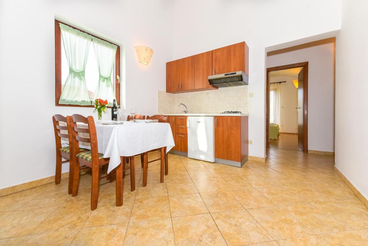 Apartments Adria 比奥格勒·纳·莫鲁 外观 照片