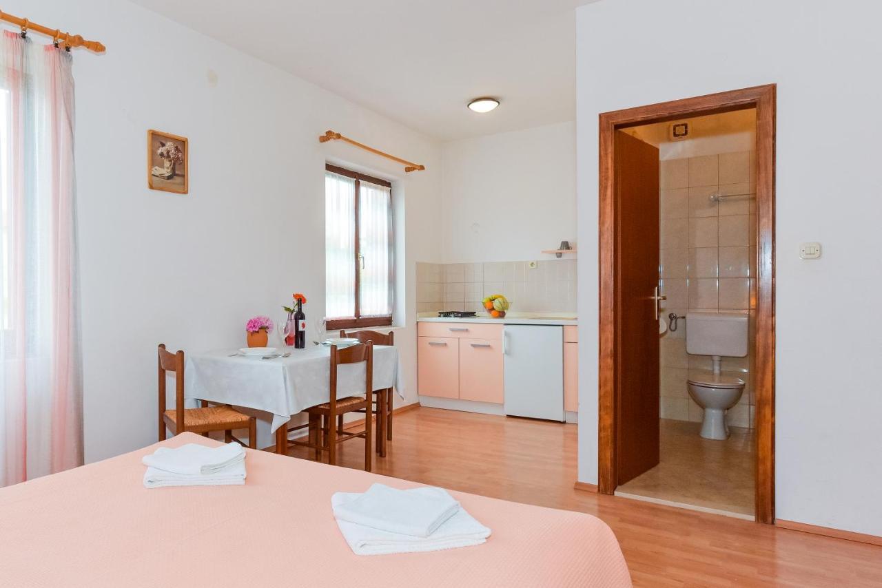 Apartments Adria 比奥格勒·纳·莫鲁 客房 照片